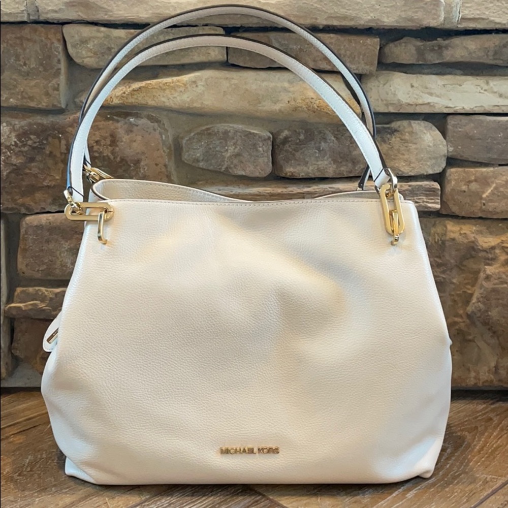 NWT Authentic MK Leighton Shoulder Tote